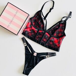 MEDIUM Victoria’s Secret Fashion Show bra set